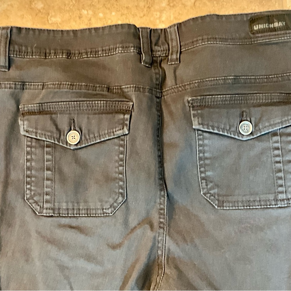 UNIONBAY Gray Cargo-Utility Pants Size 17 Juniors Relaxed Fit - Picture 8 of 9